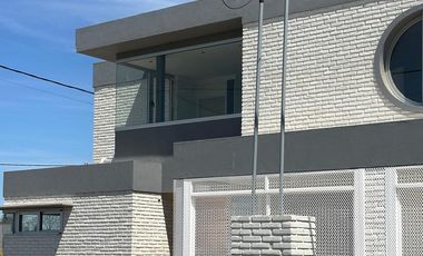 Casa en  Alvear