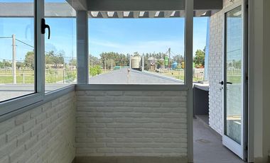 Casa en  Alvear