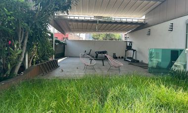 Tizapán San Ángel, Casa en venta sobre avenida principal