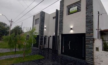 Dúplex en venta - 3 Dormitorios 2 Baños - Cochera - 75Mts2 - Ituzaingó