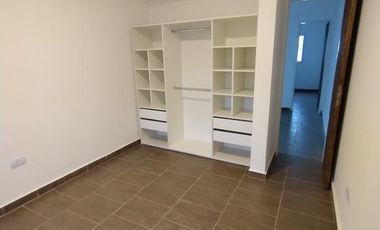 Dúplex en venta - 3 Dormitorios 2 Baños - Cochera - 75Mts2 - Ituzaingó