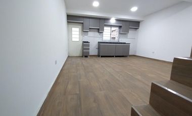 Dúplex en venta - 3 Dormitorios 2 Baños - Cochera - 75Mts2 - Ituzaingó