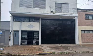 Galpon con Dpto-.290m2-Tolosa 8 e/ 529 y 530-La Plata-Venta