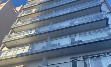 Departamento A ESTRENAR 2 Ambientes Piso 10ºB opcional Cochera Cubierta - Quilmes Centro