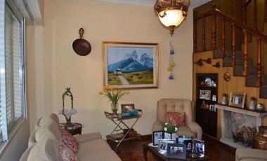 Casa en venta - 5 Dormitorios 2 Baños - Cochera - 323Mts2 - Temperley