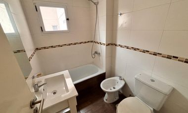 Departamento en Venta - 2 ambientes ubicado en en Flores Sur con Balcón'