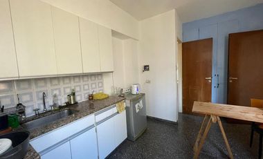 Departamento en venta - dos dormitorios con cochera
