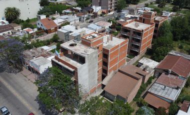 Local - Lujan