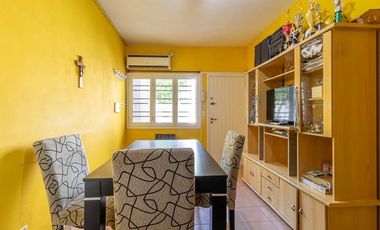 Casa 3 ambientes en venta en Quilmes