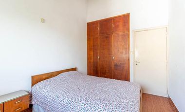 Casa 3 ambientes en venta en Quilmes