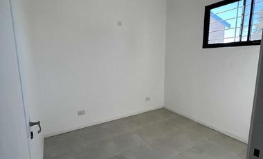 Casa en venta - 3 Dormitorios 2 Baños 1 Cochera - 595Mts2 - Escobar