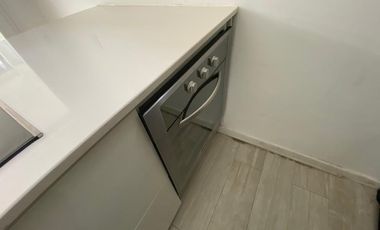CASA EN VENTA PINAMAR, En el bosque, 5 ambientes, Diseño exclusivo - Parrilla y Jacuzzi