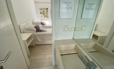 CASA EN VENTA PINAMAR, En el bosque, 5 ambientes, Diseño exclusivo - Parrilla y Jacuzzi