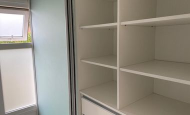 CASA EN VENTA PINAMAR, En el bosque, 5 ambientes, Diseño exclusivo - Parrilla y Jacuzzi