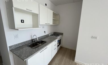 Venta de Departamento 1 ambiente con balcón y parrilla en Bernal