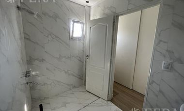 Venta de Departamento 1 ambiente con balcón y parrilla en Bernal