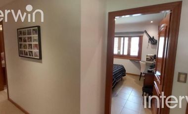 Casa - 6 ambientes con Cochera - Villa Gesell - VENTA