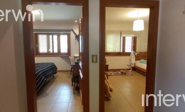 Casa - 6 ambientes con Cochera - Villa Gesell - VENTA