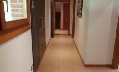 Casa - 6 ambientes con Cochera - Villa Gesell - VENTA