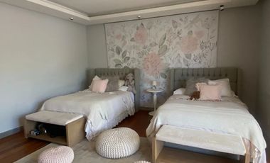 Las Águilas, Casa en condominio con doble seguridad cerca del periférico