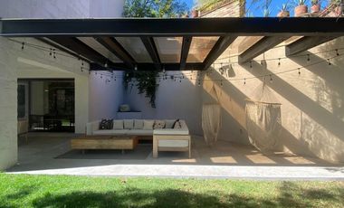 Las Águilas, Casa en condominio con doble seguridad cerca del periférico