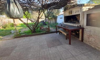 Casa en venta - 2 Dormitorios 1 Baño - Cochera - 725Mts2 - Mechita