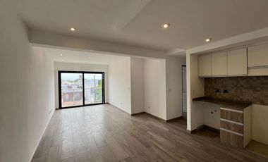Departamento de dos ambientes a la venta en Wilde
