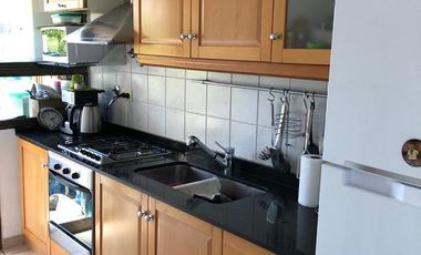 Depto en duplex con cochera fija 1 C/estacion