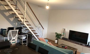 Depto en duplex con cochera fija 1 C/estacion