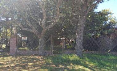 Casa en venta - 4 Dormitorios 2 Baños - Cochera - 629Mts2 - Mar del Tuyú
