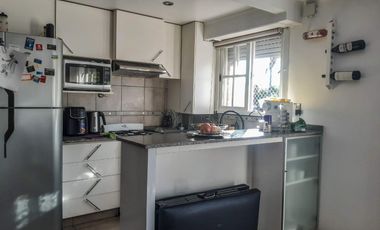 Venta departamento duplex de 3 ambientes en San Isidro.