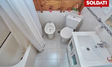 Venta departamento duplex de 3 ambientes en San Isidro.