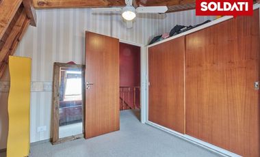 Venta departamento duplex de 3 ambientes en San Isidro.