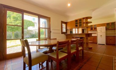 Chalet en venta en el barrio  Stella Maris, Mar del Plata