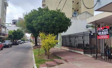 Casa 3 Dormitorios a metros de Av. Costanera