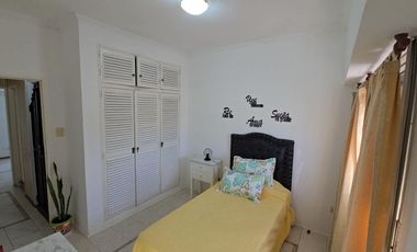 Venta de casa tipo duplex 2 ambientes en moron