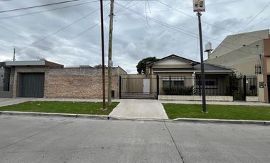 Casa en  Moron Sur