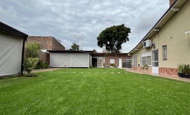 Casa en  Moron Sur