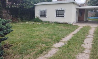 Propiedad con Excelente Lote!!! Alberto Grande 1.446, Luís Guillón.-