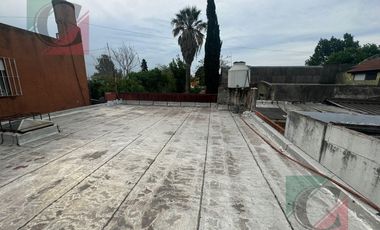 Casa 3 ambientes con patio y terraza apto credito