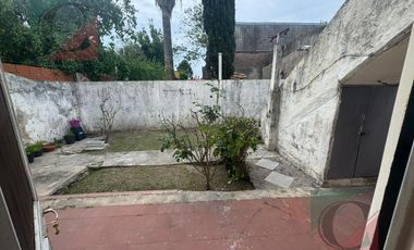 Casa 3 ambientes con patio y terraza apto credito