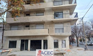 Venta - Cochera - España y Hospitales