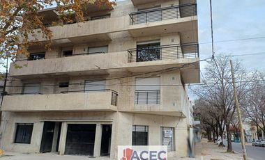 Venta - Cochera - España y Hospitales