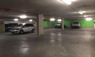 VENTA DE COCHERA EN ROSARIO - AV PELLEGRINI 1644 Pellegrini Parking