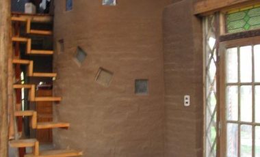 Venta Casa 3 Ambientes Hecha de Adobe con Jardín en Matheu Escobar