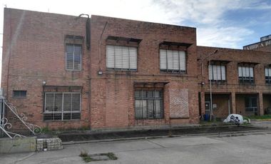 SAN JUSTO PLANTA INDUSTRIAL CON SALIDA A 4 CALLES FINANCIA