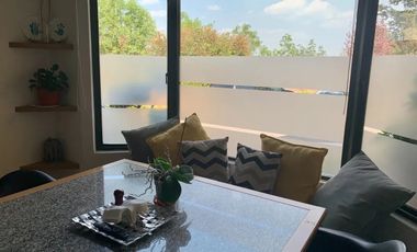 Venta de casa en Condominio Horizontal  “LA FRONDA”