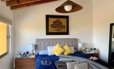 Venta de casa en Condominio Horizontal  “LA FRONDA”