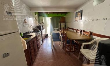 Dúplex 3 dormitorios c/ cochera en Costa Azul-