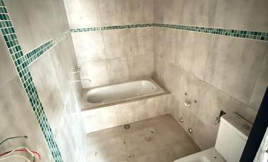 LOCAL CON DOS CASAS A RECICLAR EN VENTA EN Juan de Zamora 3739  (REMEDIOS DE ESCALADA)